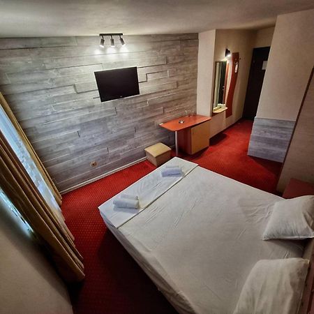 בלאגובגראד Korona Hotel מראה חיצוני תמונה