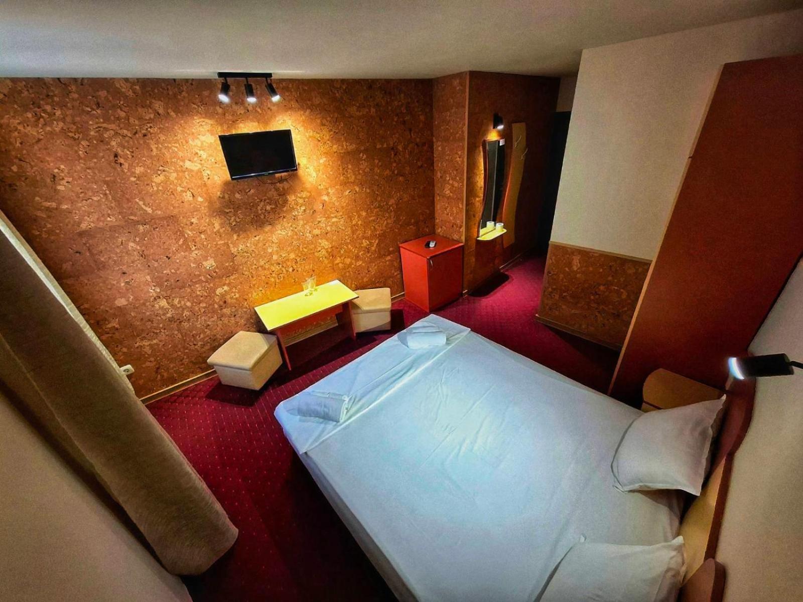 בלאגובגראד Korona Hotel מראה חיצוני תמונה