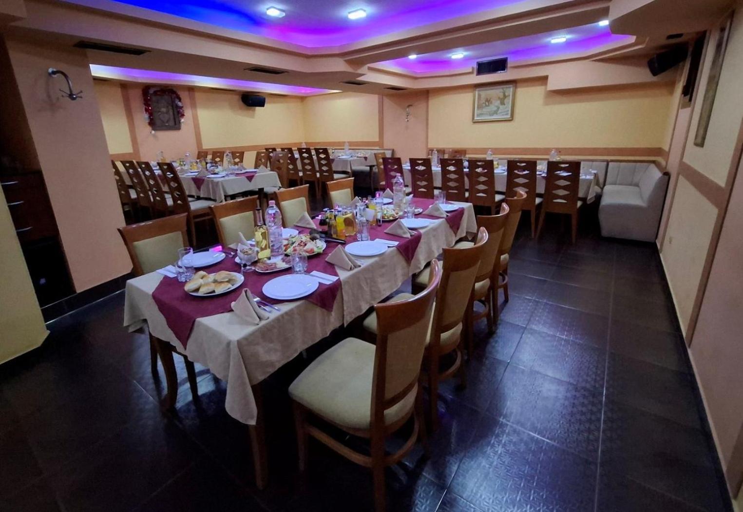 בלאגובגראד Korona Hotel מראה חיצוני תמונה