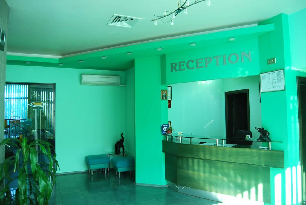 בלאגובגראד Korona Hotel מראה חיצוני תמונה